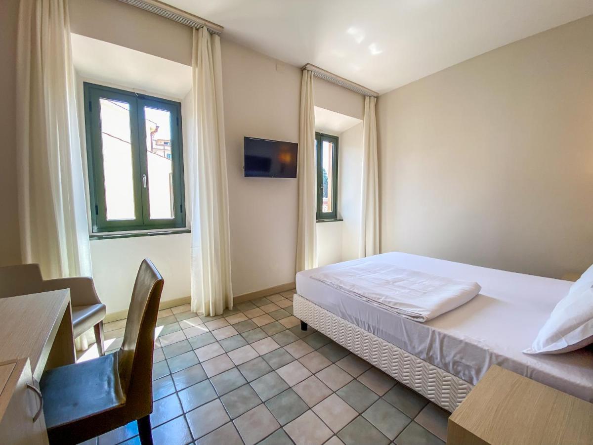 La Mandola Eco Hostel Capraia Ngoại thất bức ảnh